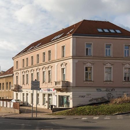 Sunshine Apartment Near The City Center Прага Екстериор снимка
