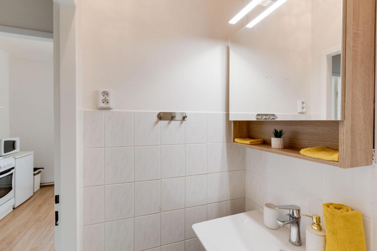 Sunshine Apartment Near The City Center Прага Екстериор снимка