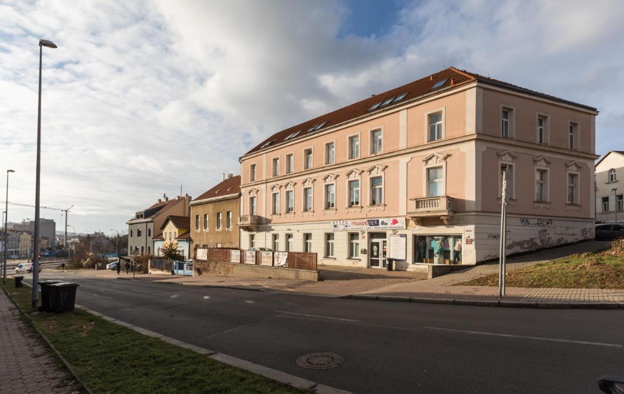 Sunshine Apartment Near The City Center Прага Екстериор снимка